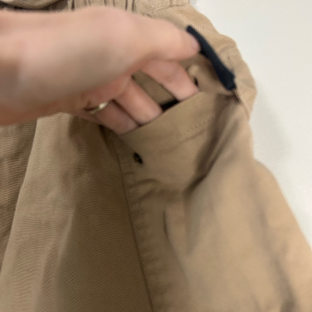 H&M Tan Cargo Pull On Women Shorts, Size 4 - Picture 2 of 6
